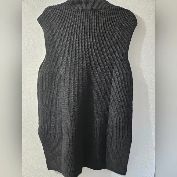 H&M Black Ribbed Knit Vest - Picture 3 of 6